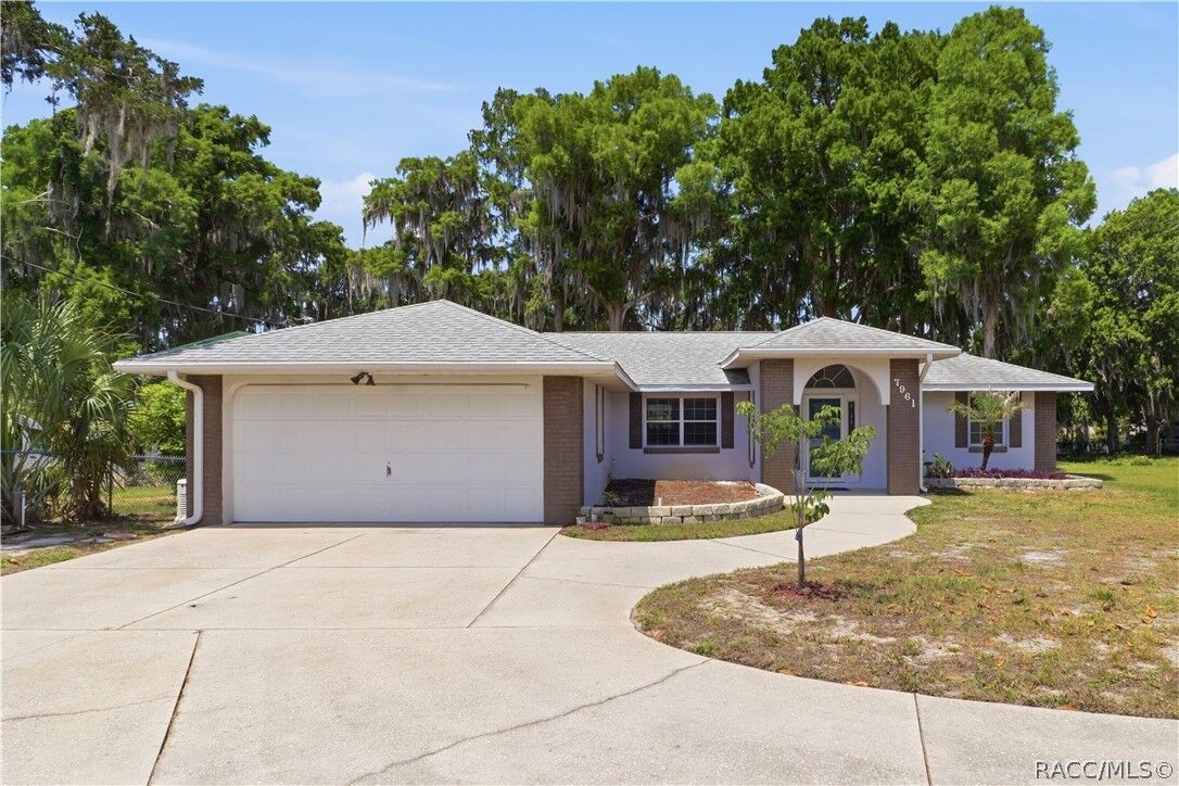 Property Photo:  7961 W Riverbend Road  FL 34428 