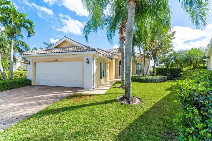Property Photo:  8222 Dominica Place  FL 33414 