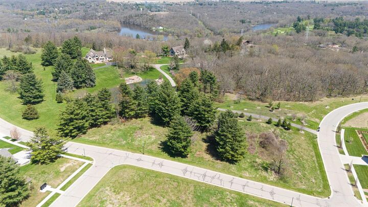 Property Photo:  2801 Arbor Ridge Way  WI 53548 