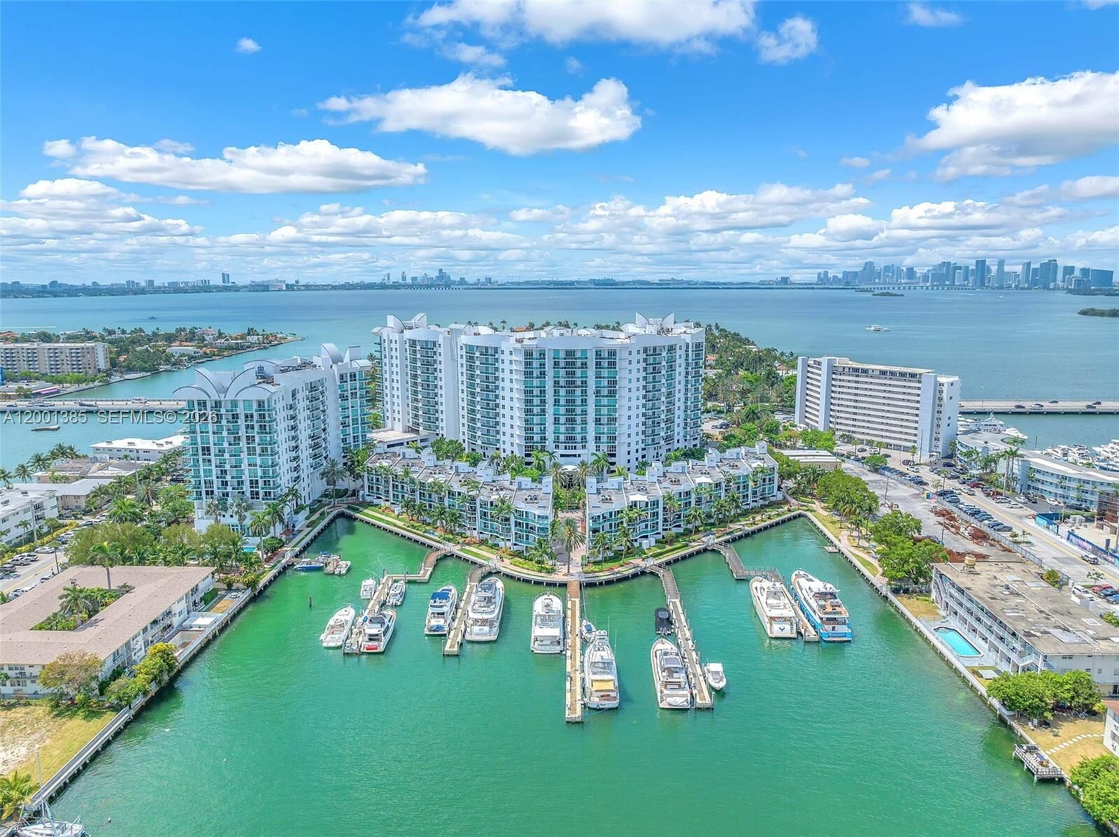 Property Photo:  7900 Harbor Island Dr 1101  FL 33141 