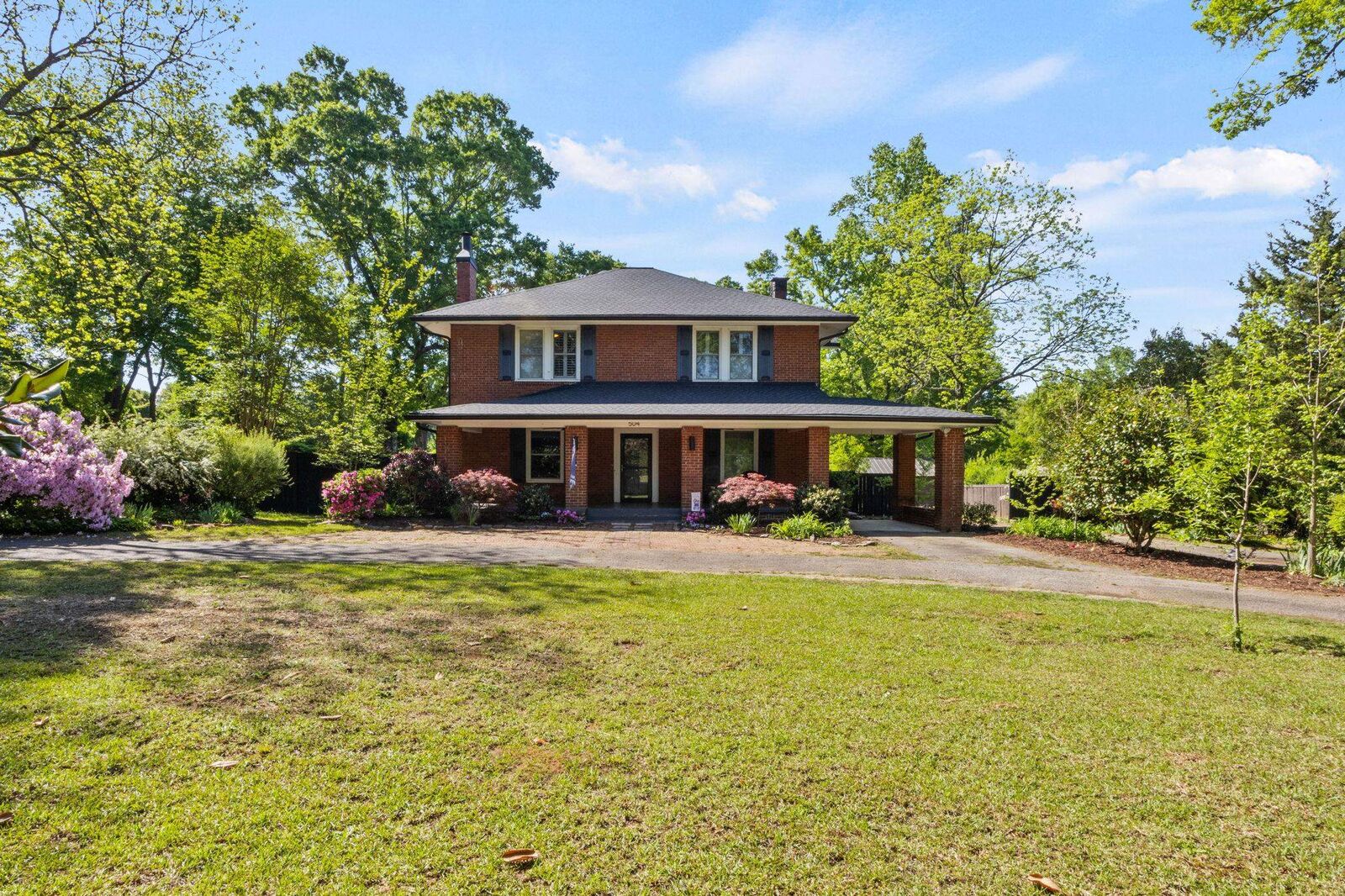 Property Photo:  504 Spartanburg Road  SC 29365 