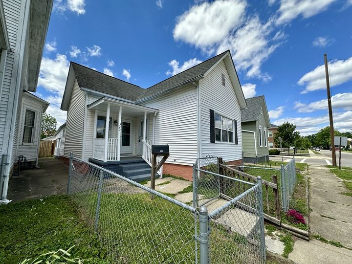 Property Photo:  320 Vine Street  OH 45601 