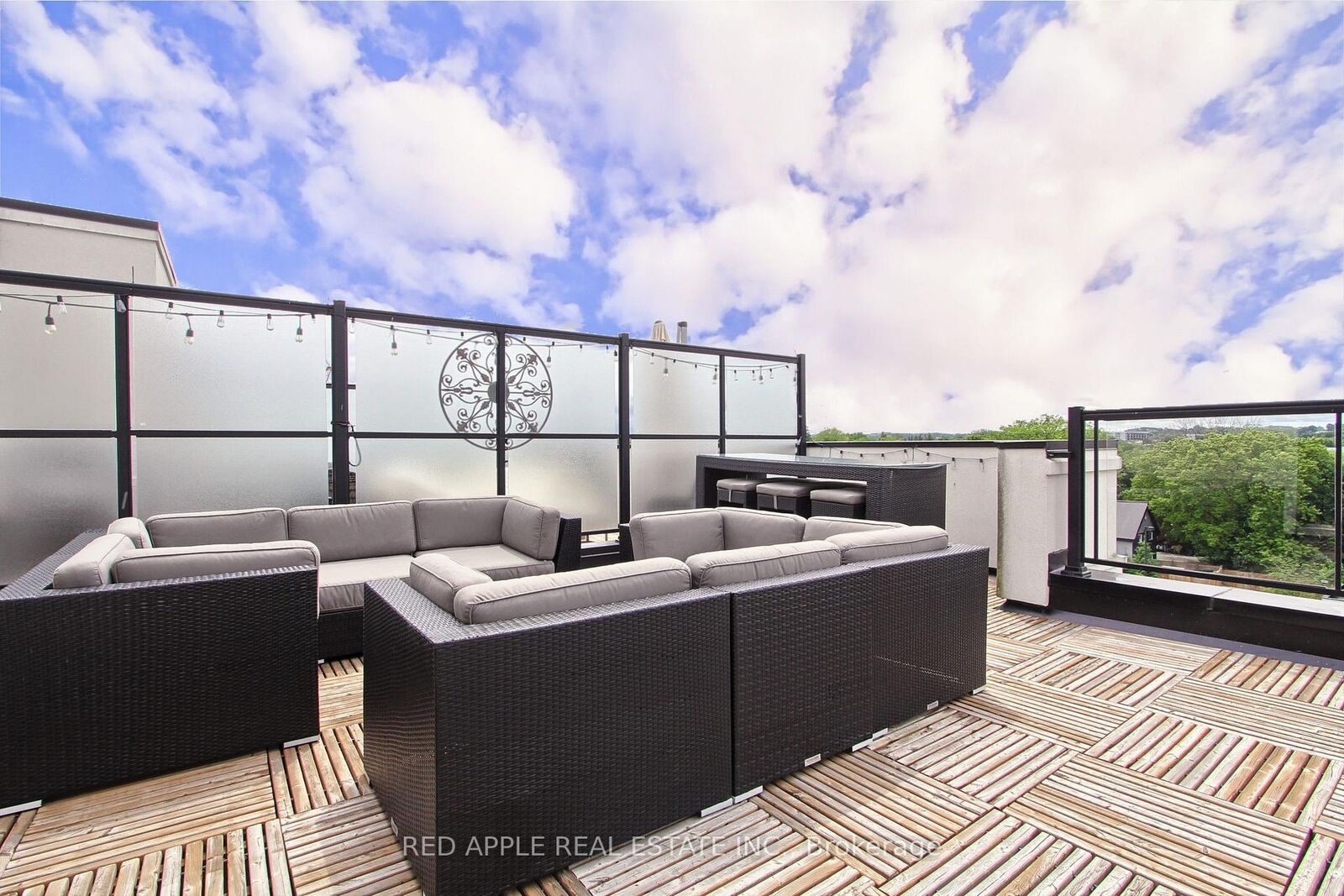Property Photo:  600 Alex Gardner Circle 110  ON L4G 3G5 