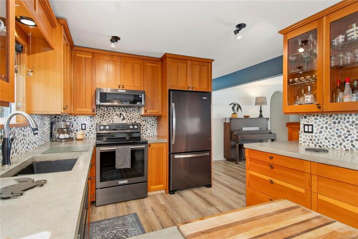 Property Photo: 4123 Island Hwy S BC V9H 1E9
