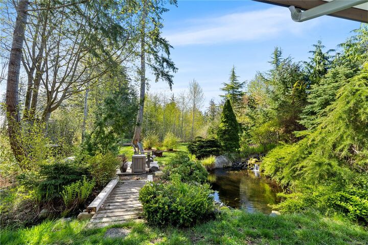 Property Photo: 583 Nature Park Dr BC V9W 7Z9