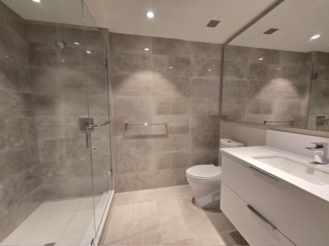Property Photo: 485 W 42nd Avenue 2102 BC V5Y 0R6
