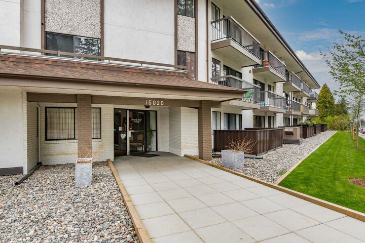 Property Photo: 15020 North Bluff Road 218 BC V4B 5A4