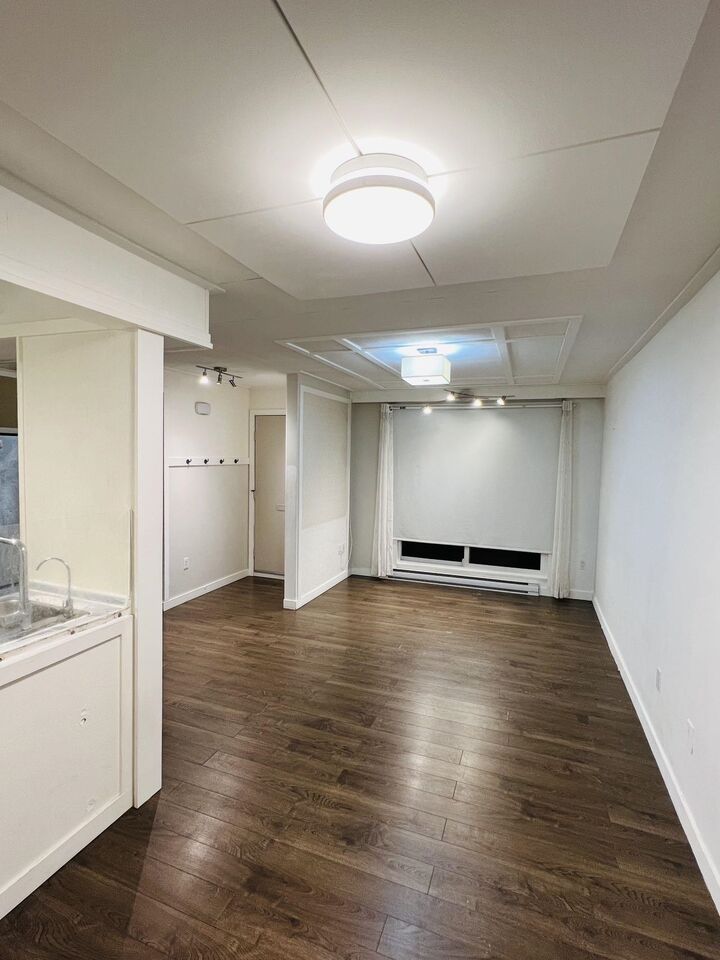 Property Photo:  8120 Colonial Drive 105  BC V7C 4V2 