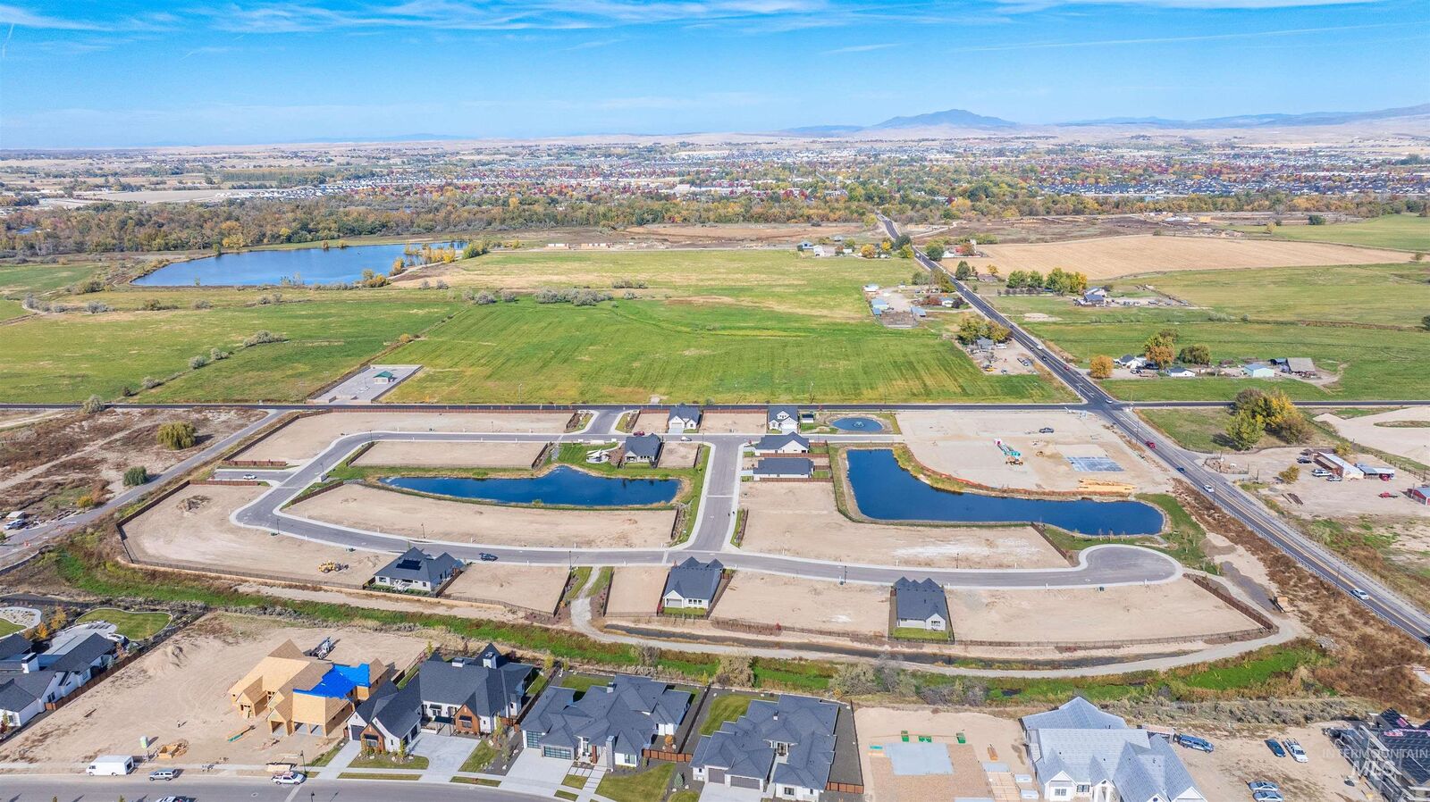 Property Photo:  7112 N Canter Trail Ave  ID 83646 