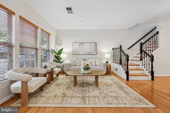 Property Photo:  5091 Donovan Drive  VA 22304 