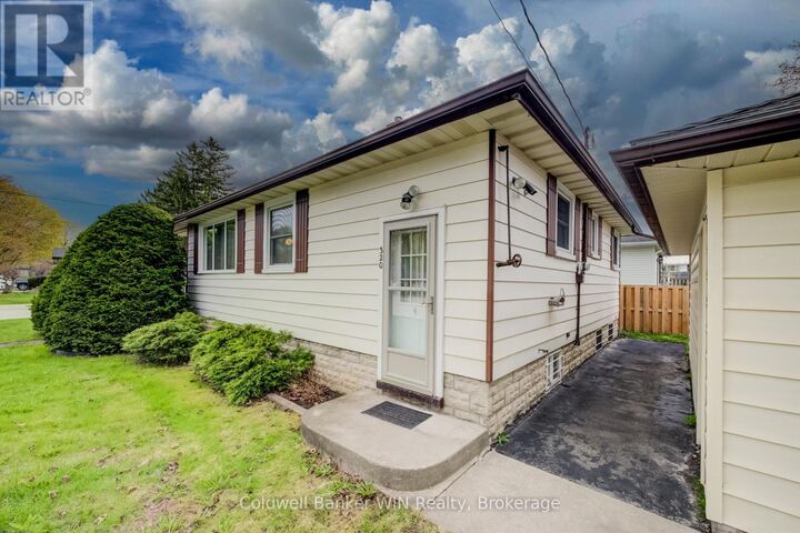 Property Photo:  320 Waterloo Street  ON N0G 2L3 