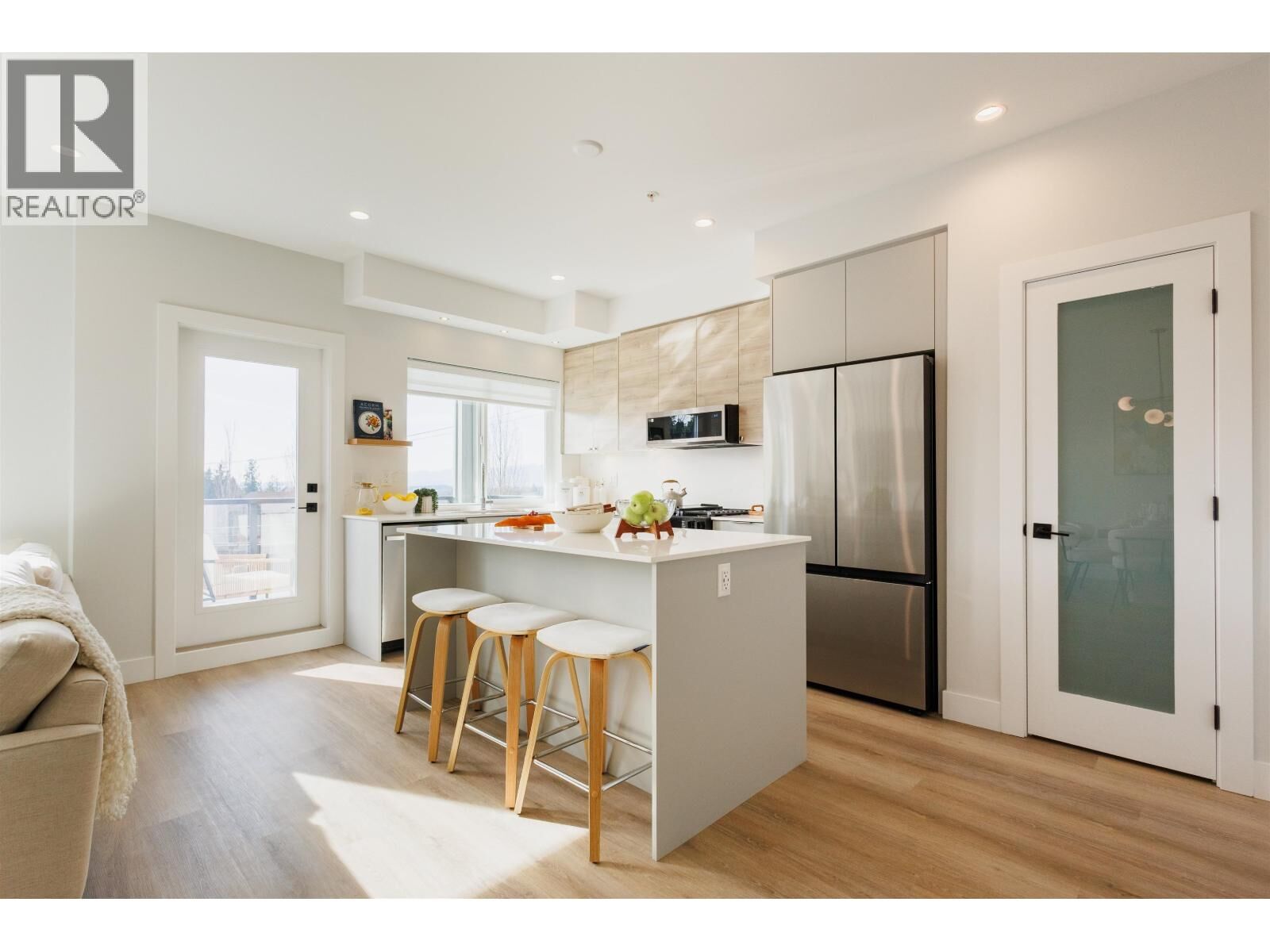 Property Photo: 10640 248 Street 22 BC V2W 0K9