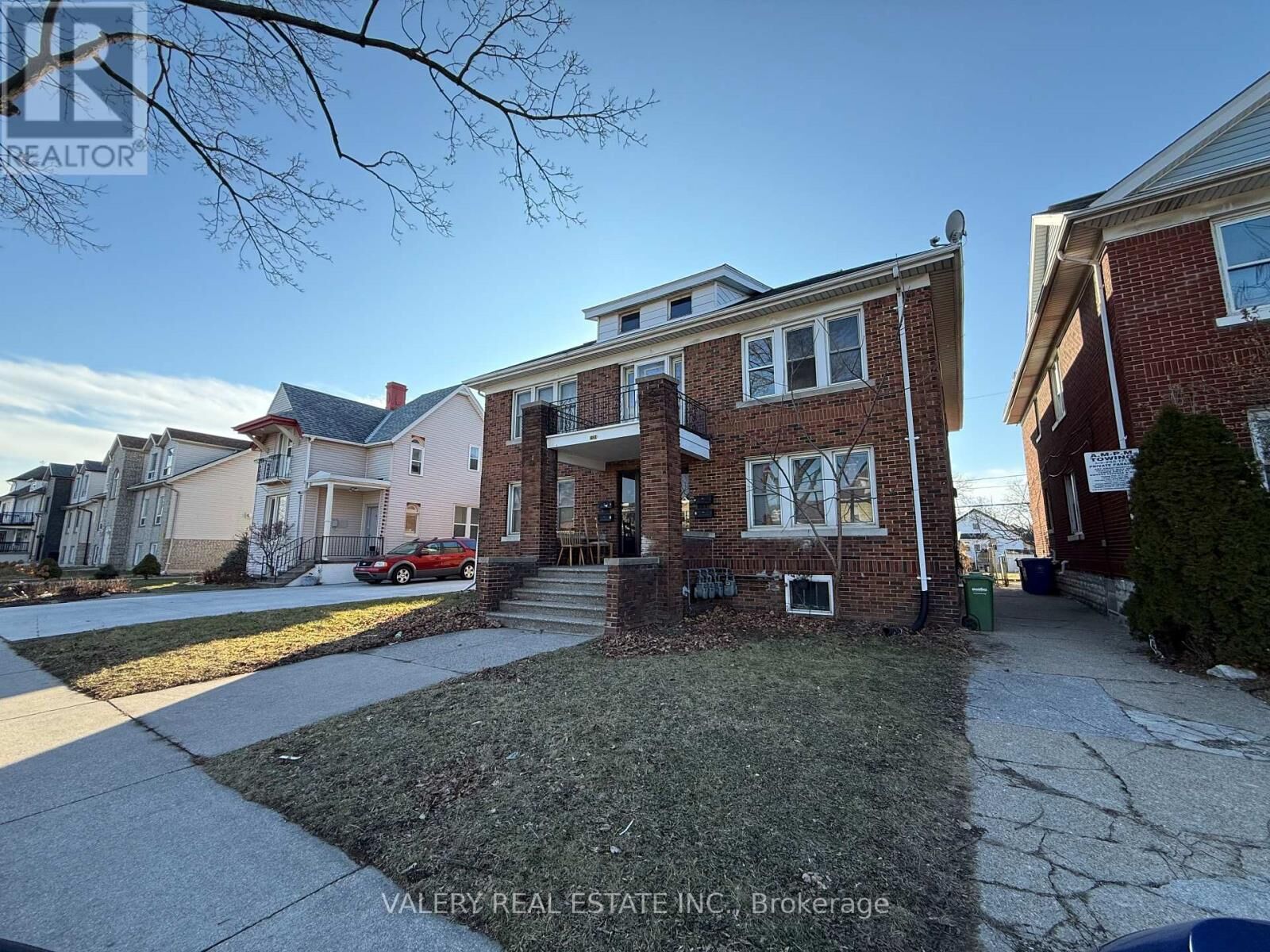 Property Photo:  1093 Howard Avenue 4  ON N9A 1S6 