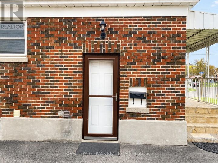 Photo de la propriété:  459 Colborne Street East Basement  ON L1G 1N3 