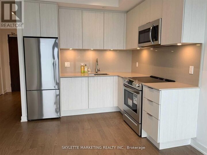 Property Photo:  25 Richmond Street East 2412  ON M5C 0A6 