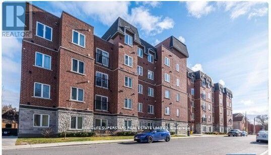 Property Photo:  501 Frontenac Street 104  ON K7K 4L9 