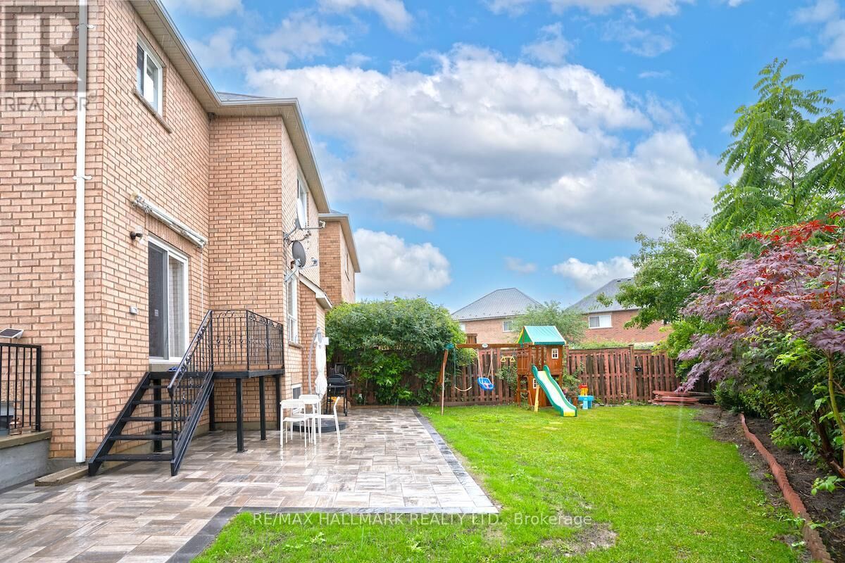Property Photo:  77 Wheelwright Drive Bsmt  ON L4E 5A1 
