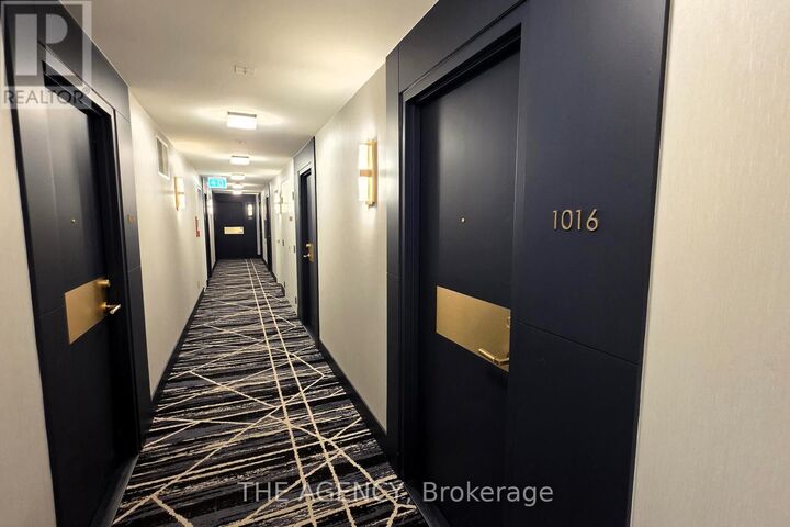 Property Photo:  18 Yonge Street 1016  ON M5E 1Z8 