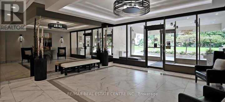 Property Photo:  2542 Argyle Road Ph 5  ON L5B 2H5 