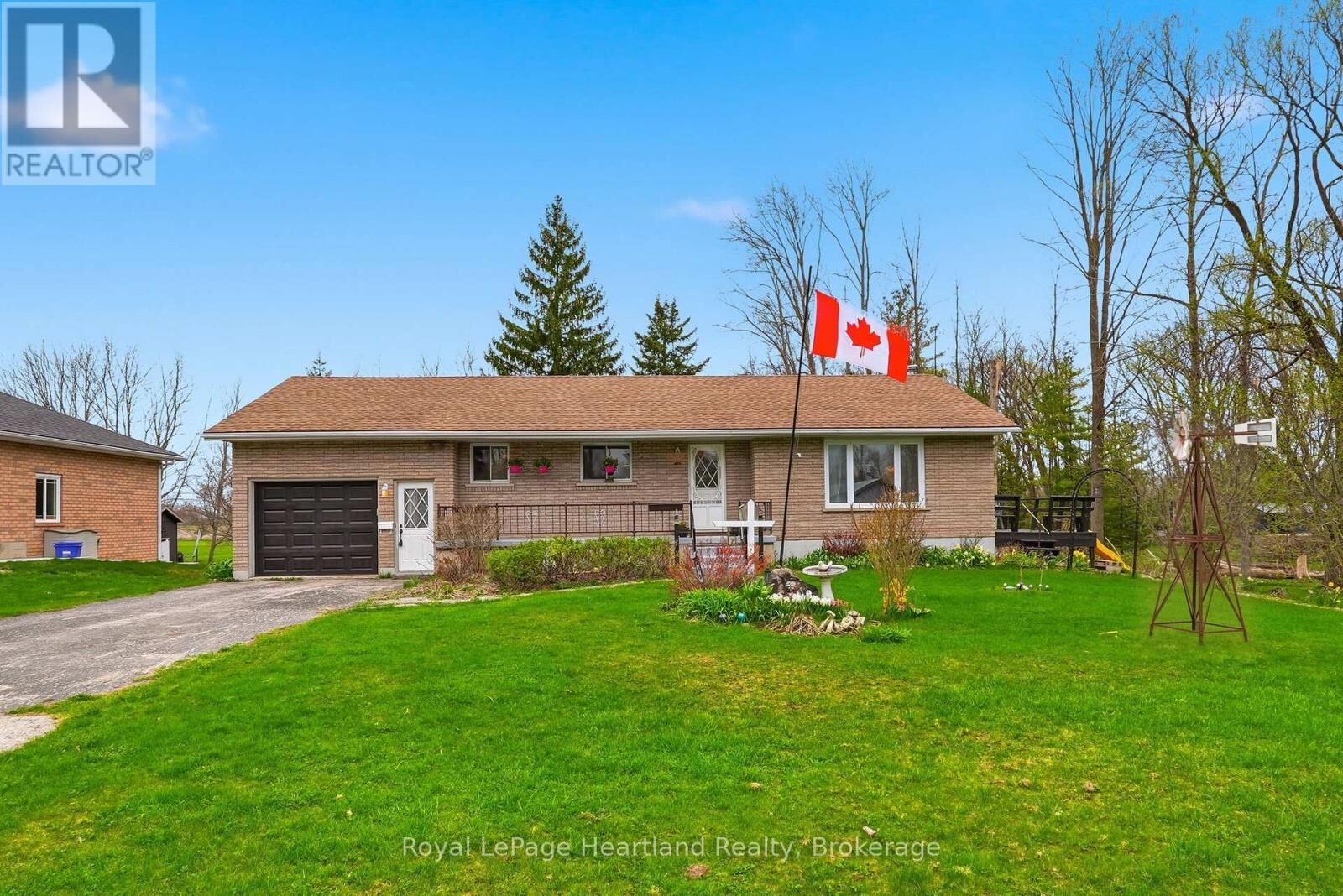 Property Photo: 21 Brown Street South ON N0G 1M0