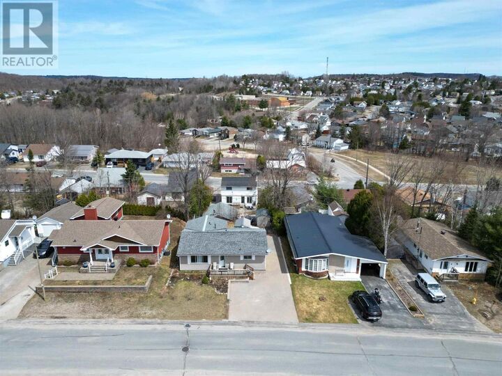 Property Photo:  12 Robertson Rd  ON P5A 1C7 