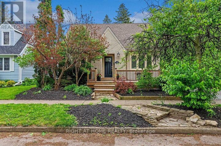 Property Photo:  2 Columbia Street East  ON L2R 5H6 