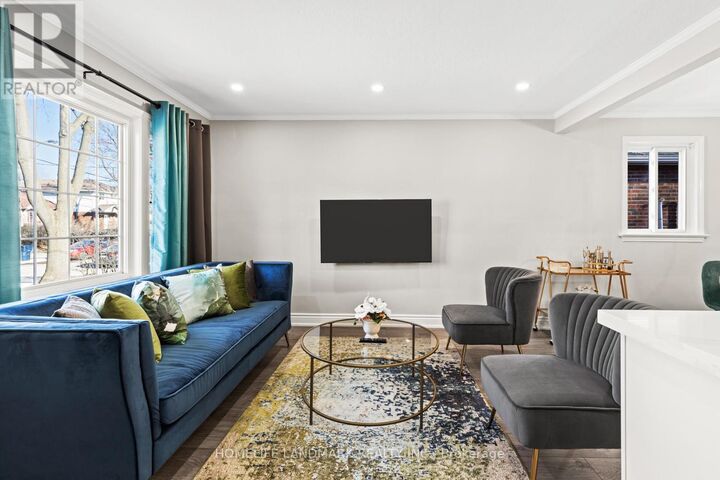 Property Photo:  107 Parklea Drive  ON M4G 2J9 