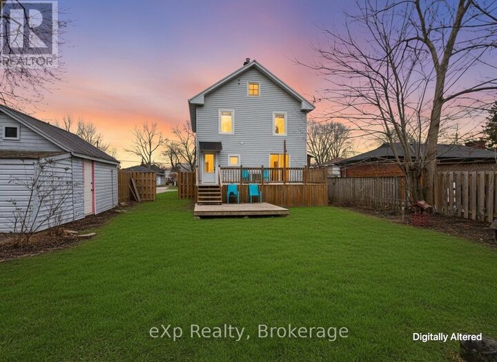 Property Photo:  276 Foster Avenue  ON K8N 3R5 