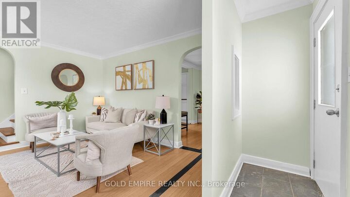 Property Photo:  727 Whetter Avenue  ON N6C 2H1 