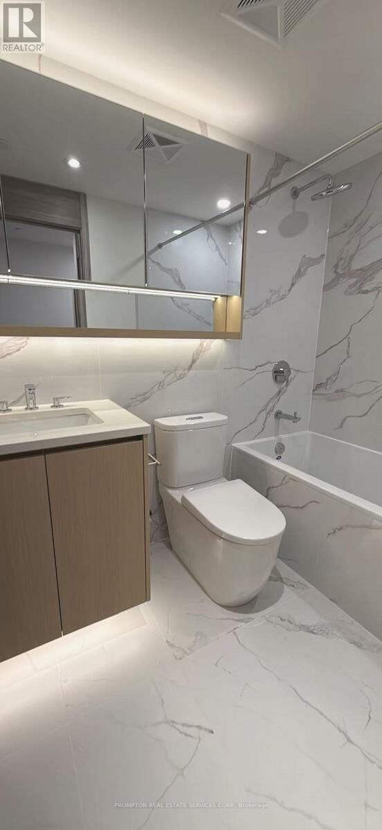 Property Photo:  75 Billes Heights 337  ON M2K 0J8 