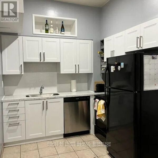 Property Photo:  85 Baldwin Street 2  ON M5T 1L5 