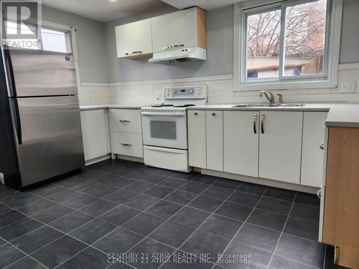 Property Photo:  49 Lawrence Crescent Bsmt  ON L1C 3M7 