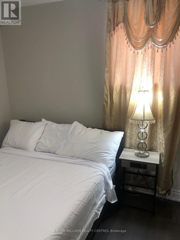 Property Photo:  24 Hoxton Road East Bsmt  ON L7A 4L5 