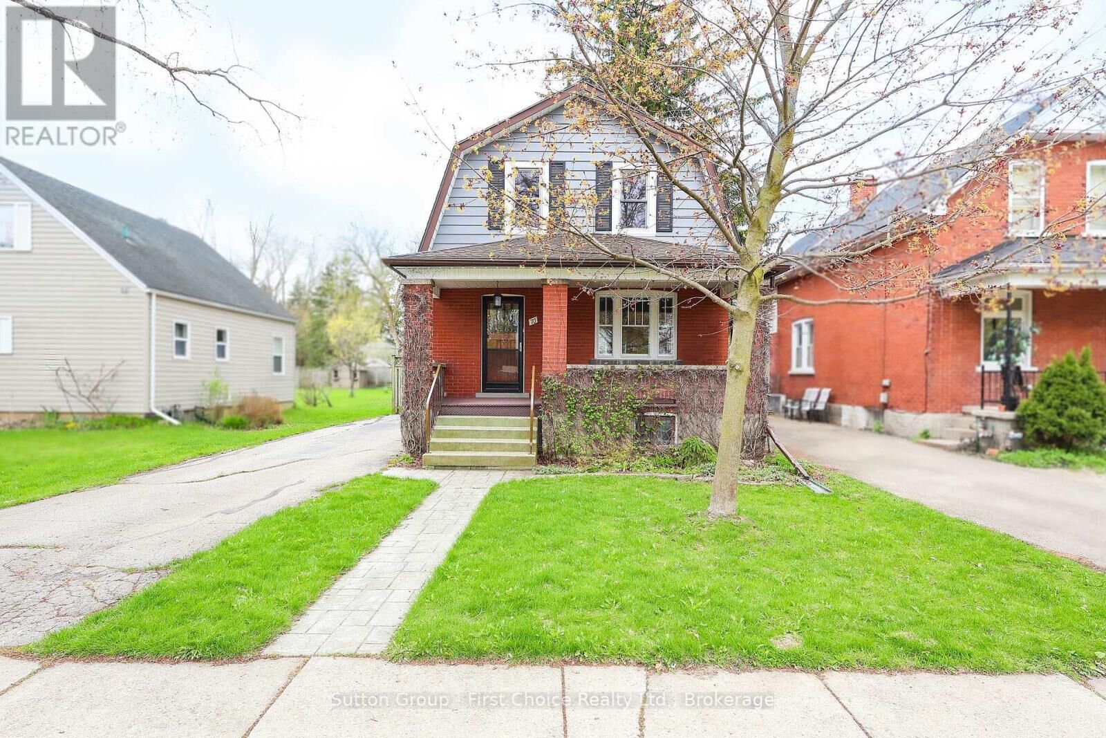 Property Photo:  70 Mc Nab Street  ON N5A 1Z2 