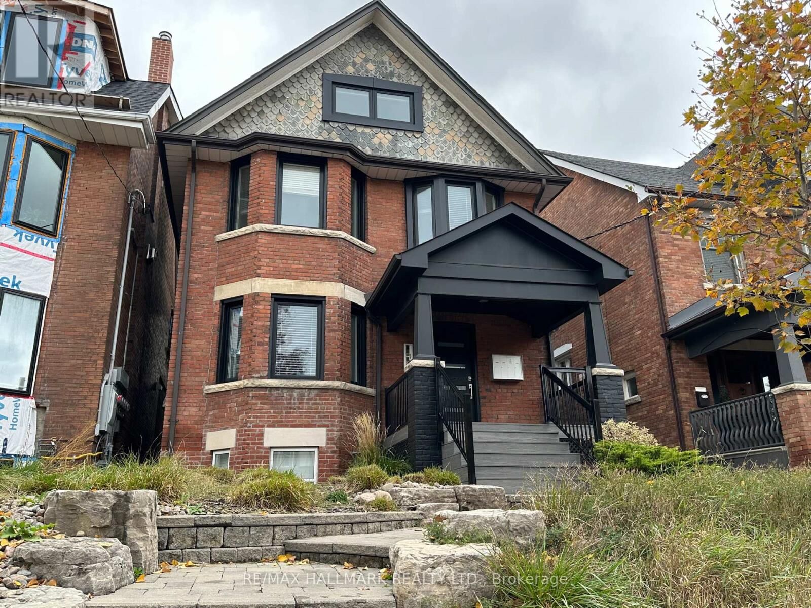 Property Photo:  14 Rosemount Avenue Main  ON M6H 2M1 