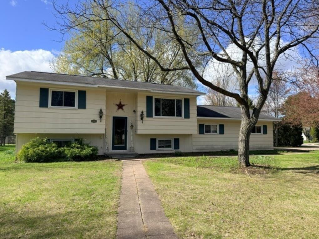 Property Photo:  3513 Honeysuckle Lane  WI 54401 
