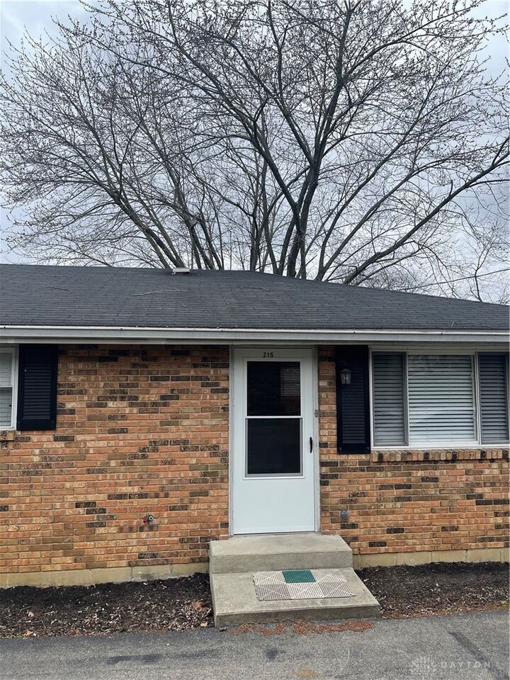 Property Photo:  213 Vine Street 215  OH 45324 