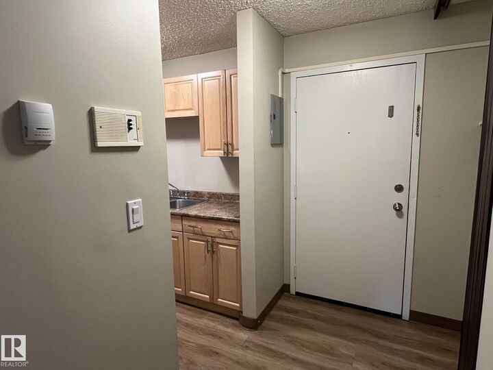 Property Photo:  51 Brown Street 205  AB T7Z 1P2 