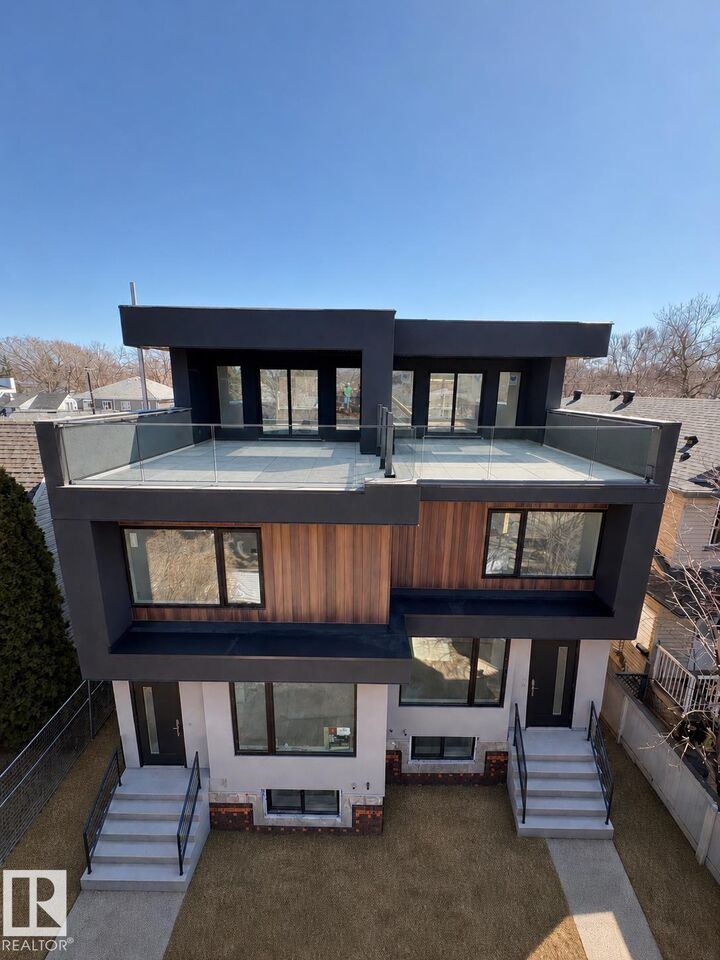 9007 92 Street NW — photo 1