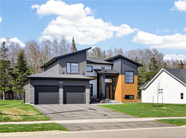 Property Photo: 262 Yvonne NB E1A 9H8