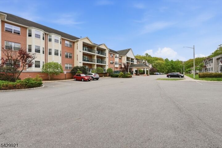 Property Photo:  401 Dercole Ct 120  NJ 07648 