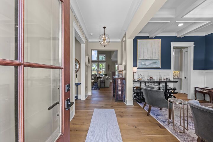 Property Photo:  1101 Sunset Drive  GA 30642 