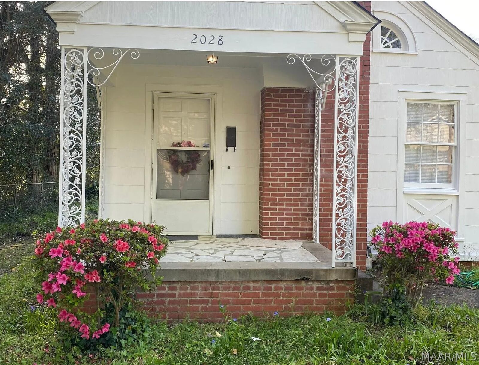 Property Photo:  2028 Ridge Avenue  AL 36106 