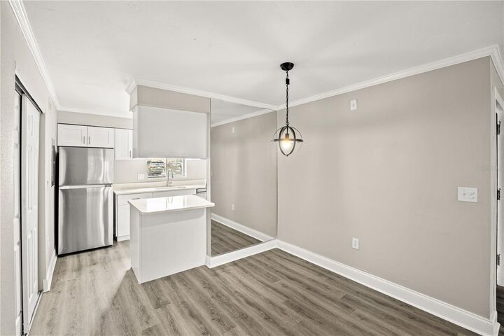 Property Photo:  2717 Hidden Lake Boulevard B  FL 34237 