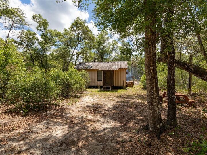 Property Photo:  19448 SE 92nd Place  FL 32179 