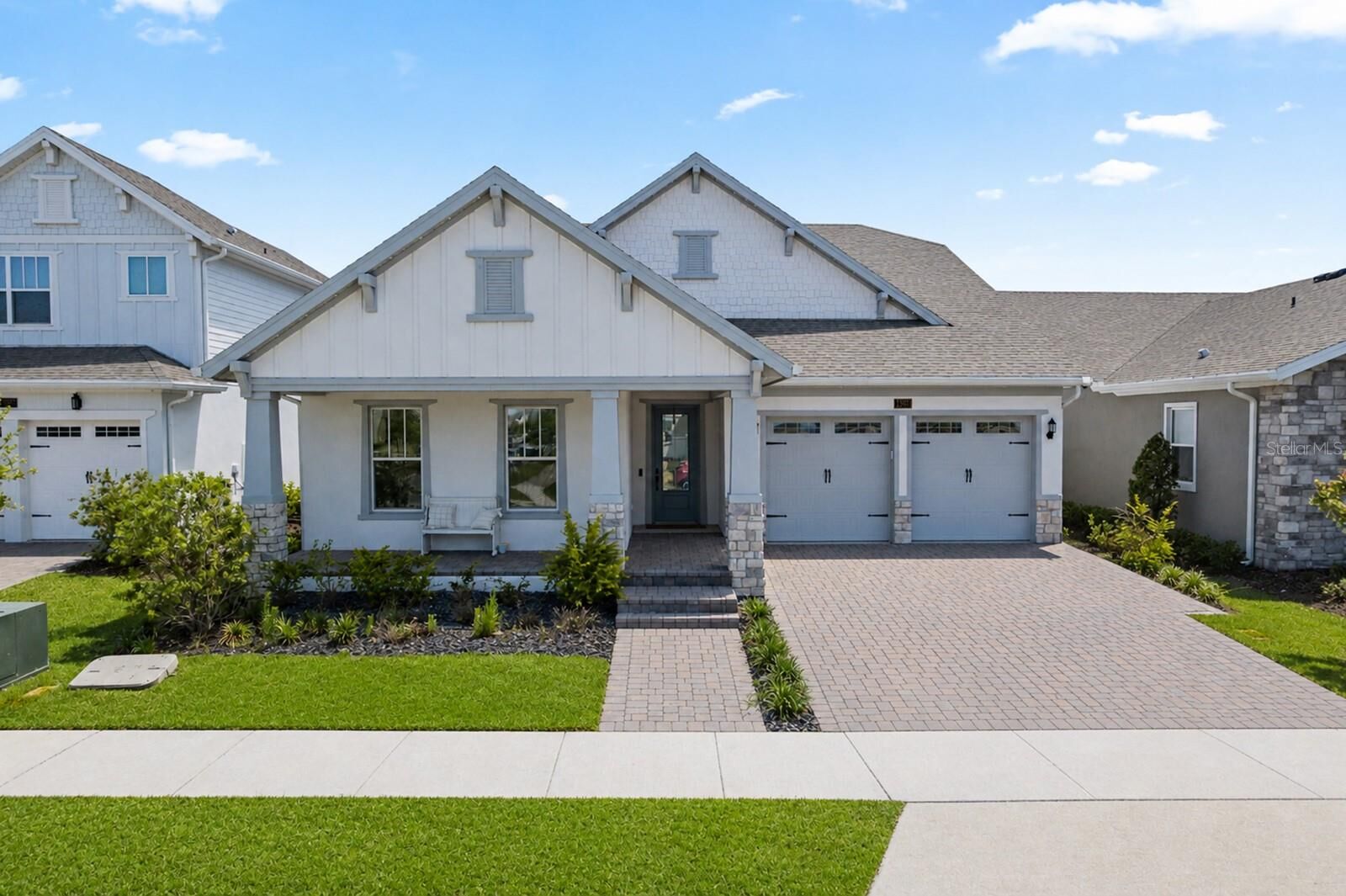 Property Photo:  13301 McMillan Drive  FL 32827 