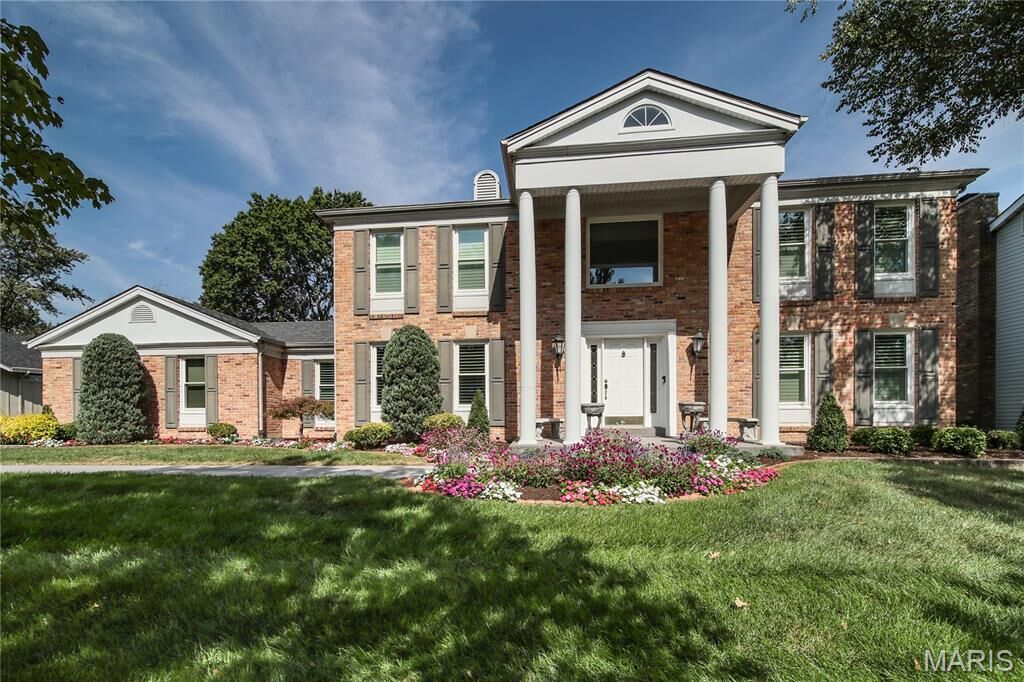 Property Photo:  15991 Meadow Oak Drive  MO 63017 