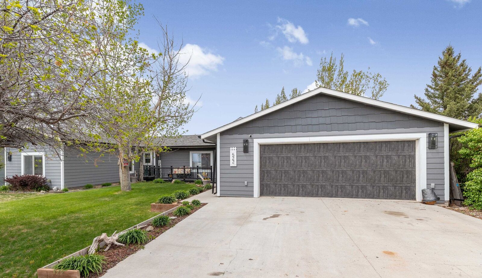 Property Photo:  522 Swallow Dr  SD 57719 