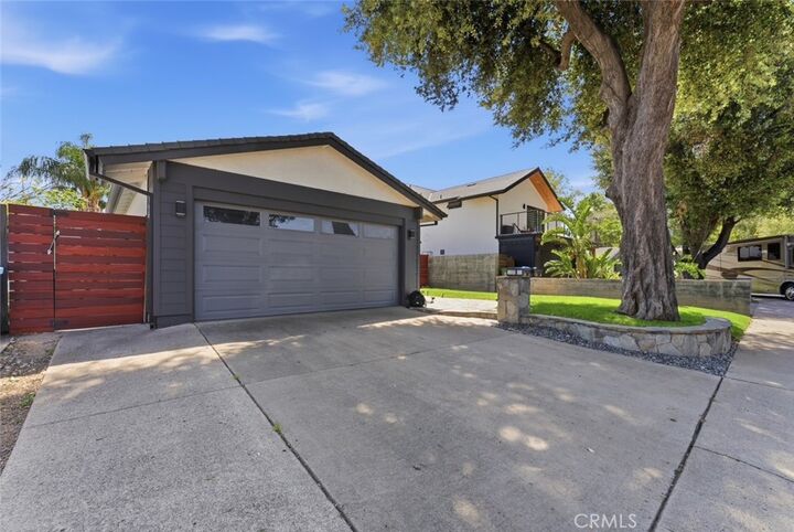 Property Photo:  3926 Downey Court  CA 93063 