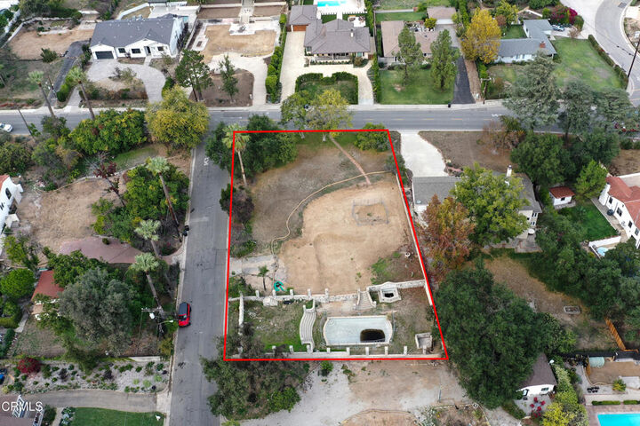 Property Photo:  1808 E Altadena Drive  CA 91001 